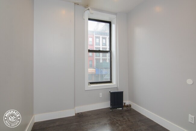 Building Photo - 1449 Fulton St