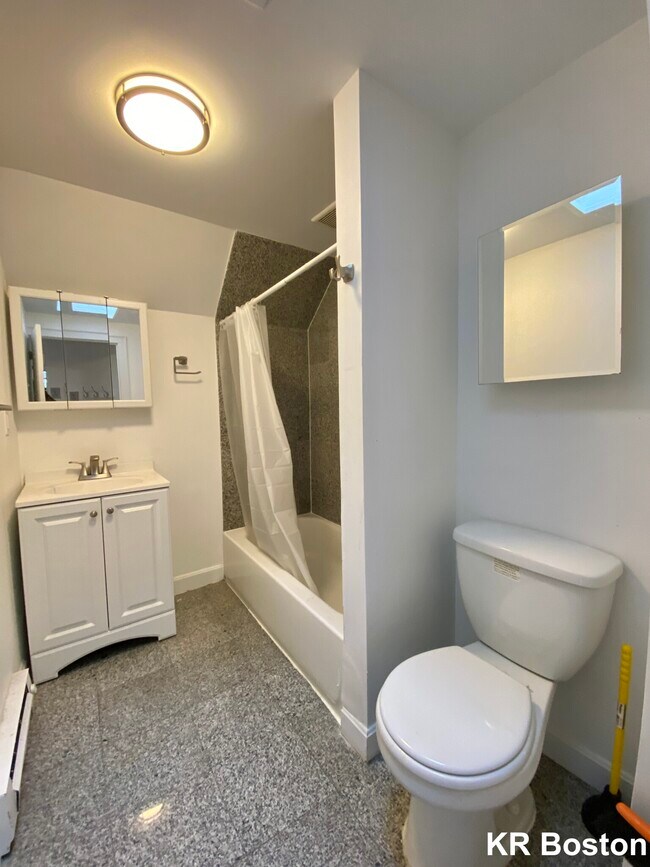 Foto del edificio - 321 Commonwealth Ave