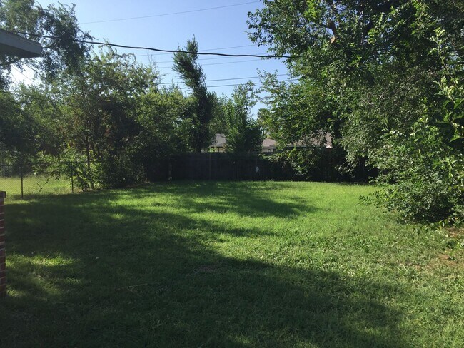 Foto del edificio - Adorable cottage is right in the heart of OKC!