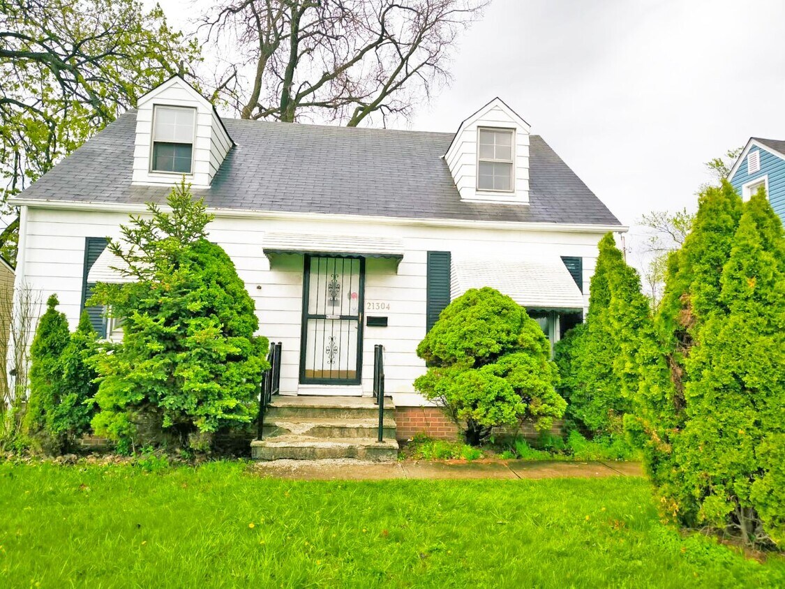 Primary Photo - Convenient Showings — No Appointment Needed!
