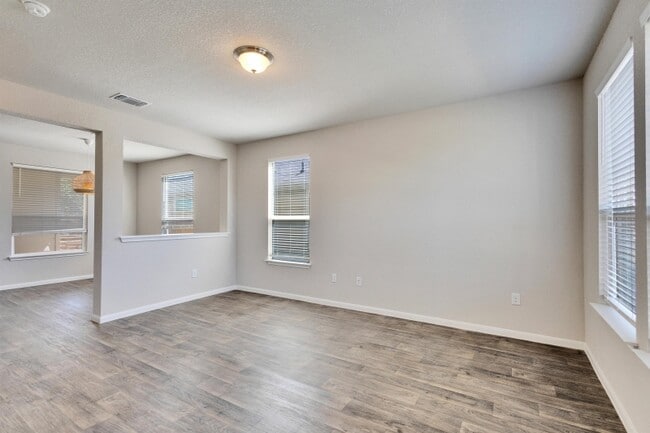 Foto del edificio - 2014 Arborside Dr