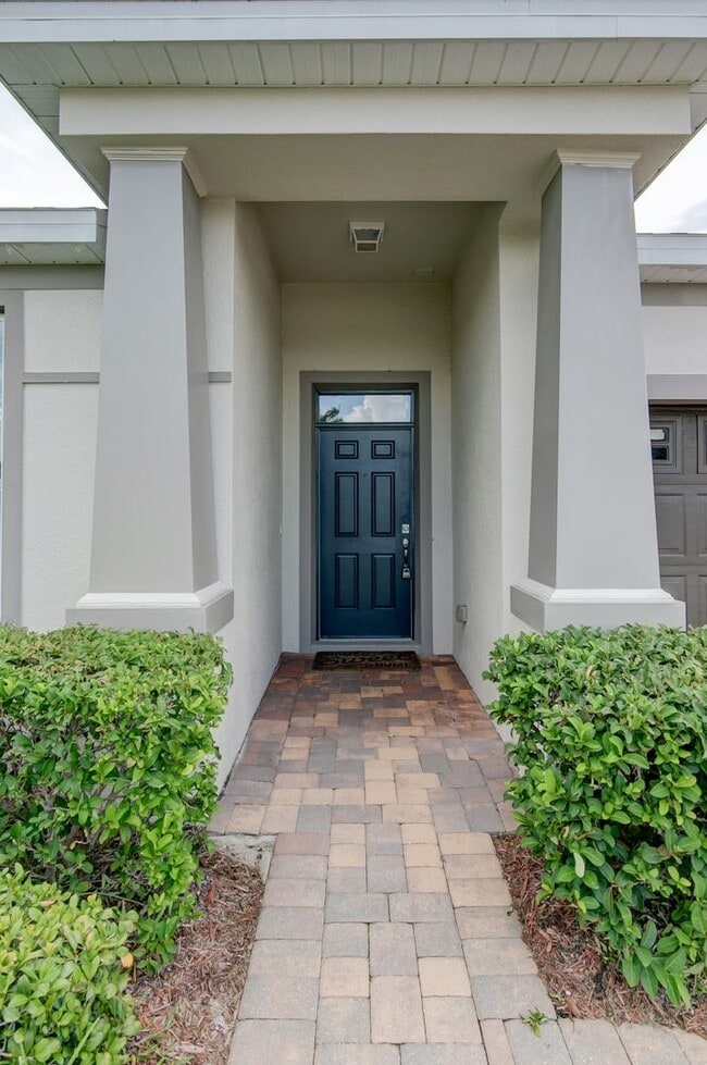 Building Photo - Lovely 3bed/2bath home located at John's L...
