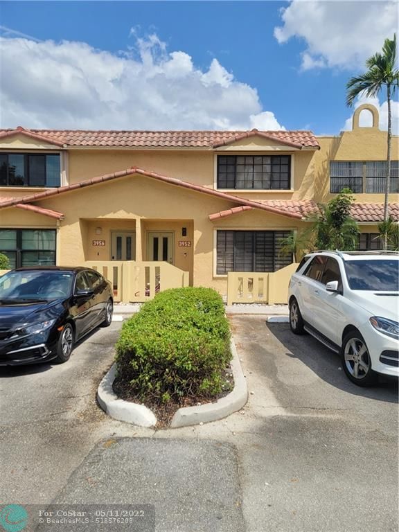 Building Photo - 3952 NW 94th Way