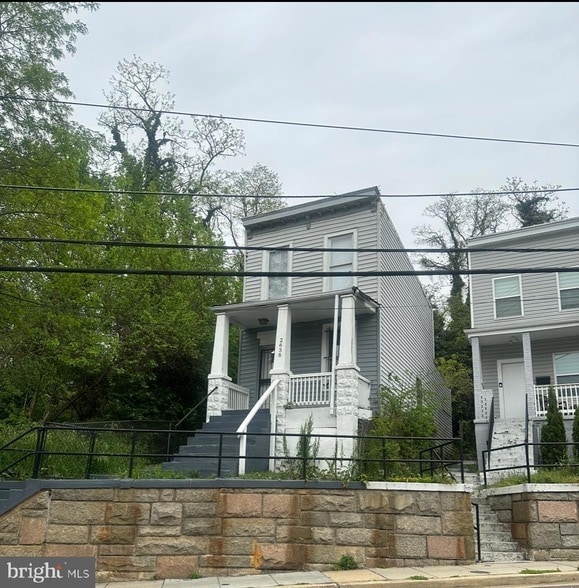 Primary Photo - 2638 Stanton Rd SE
