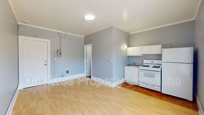 Building Photo - 1607 2nd Ave