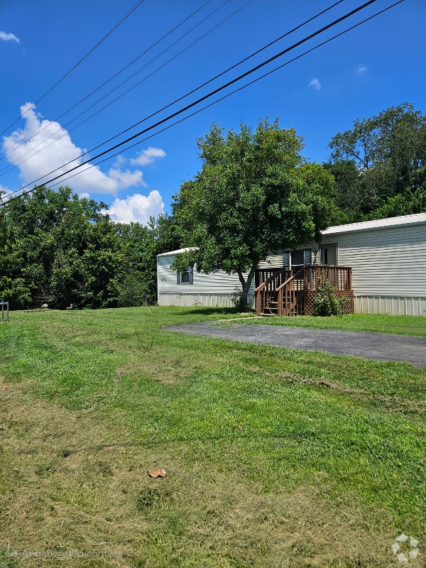 Building Photo - 1600 Christian Church Rd
