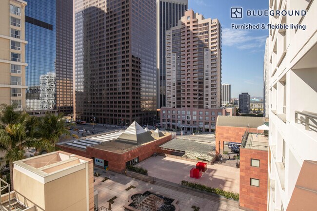 Foto del edificio - 225 S Olive St