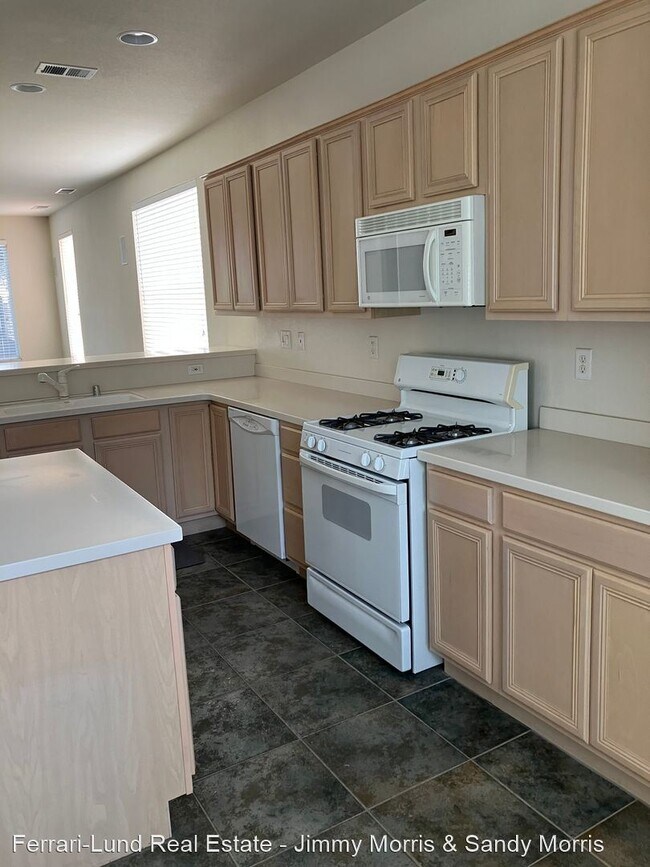 Foto del edificio - 4 br, 2.5 bath House - 1623 Mountain Lane