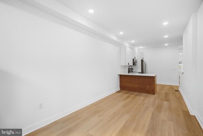 Building Photo - 2506 N 12th St