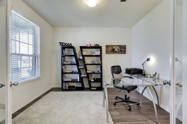 Building Photo - 4711 Windmill Run Dr