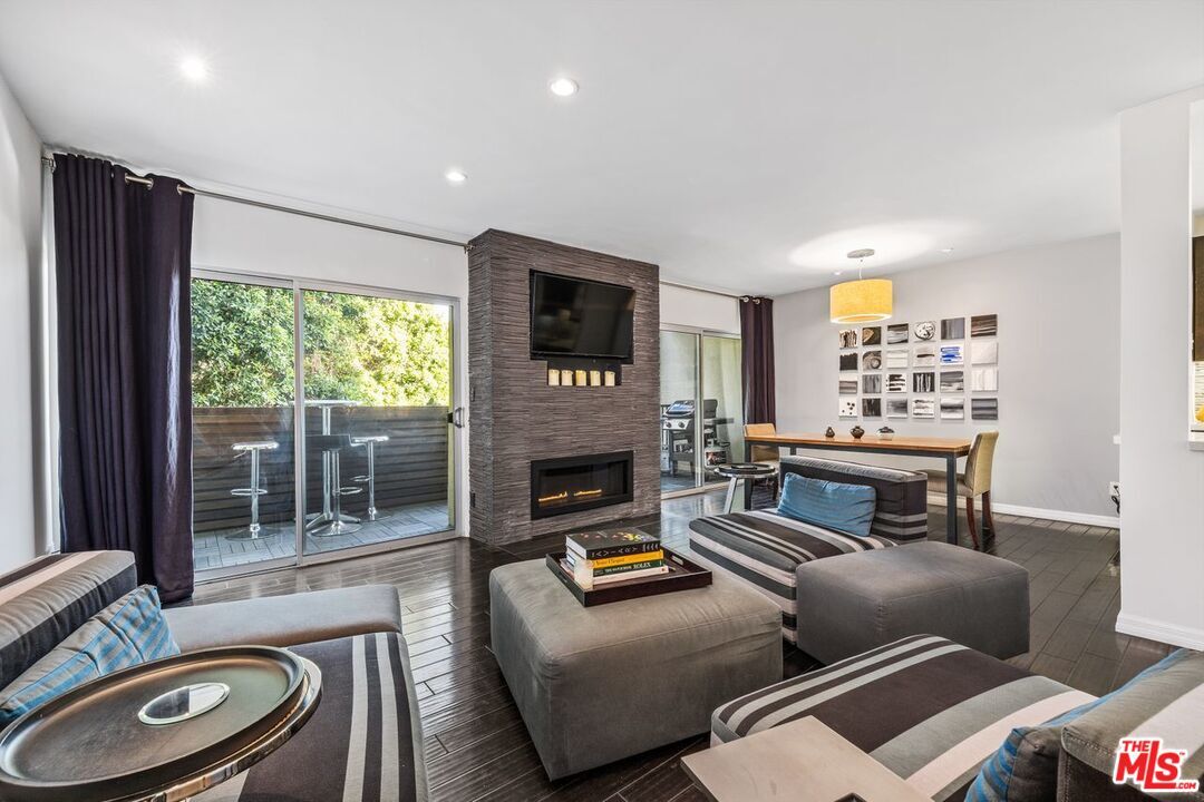 Foto principal - 949 Kings Rd