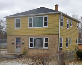 Building Photo - 5801 N 68th St