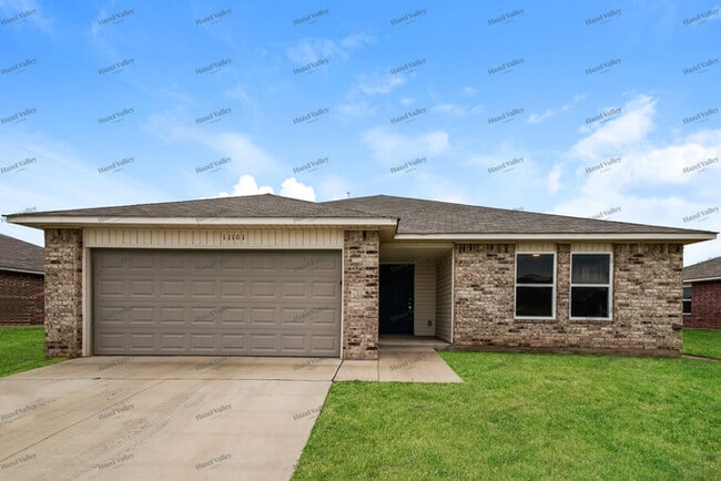 Photo - 11101 NW 94th Terrace (Yukon, OK) House