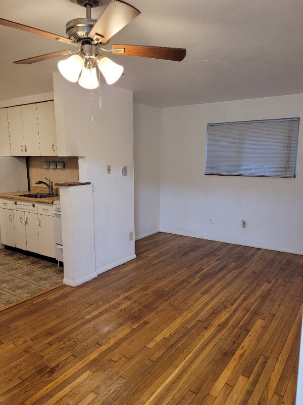 Building Photo - 4145 Magnolia Ave