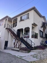 Building Photo - 3411 1/4 Glenalbyn Dr