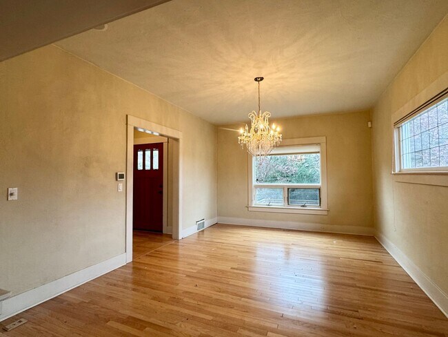 Foto del edificio - Queen Anne Home