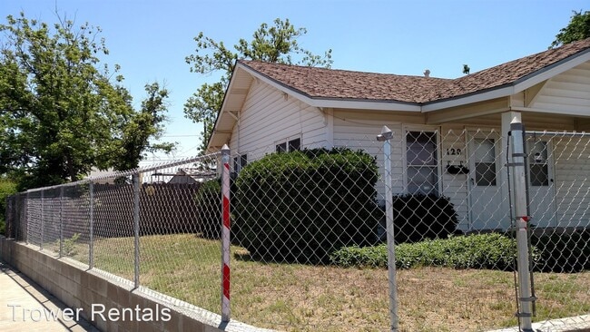 Building Photo - 2 br, 2 bath House - 120A E  Murphy
