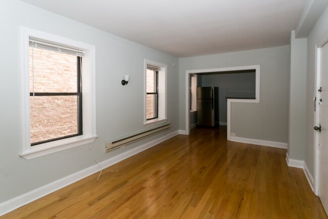 Building Photo - 1350 N Dearborn St