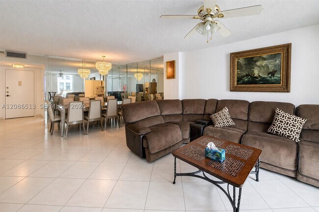 Foto del edificio - 1865 S Ocean Dr