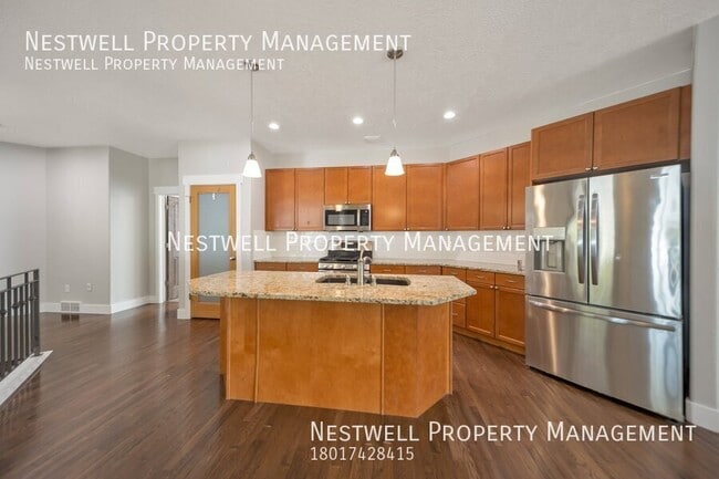 Building Photo - Newly Renovated 6-Bed Home in Daybreak