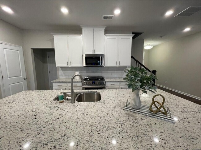 Foto del edificio - 500 Duval Dr