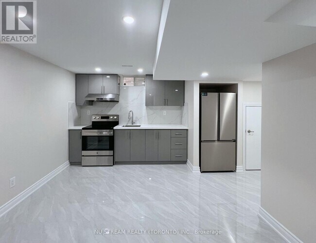 Photo du bâtiment - 133 Jinnah Ave