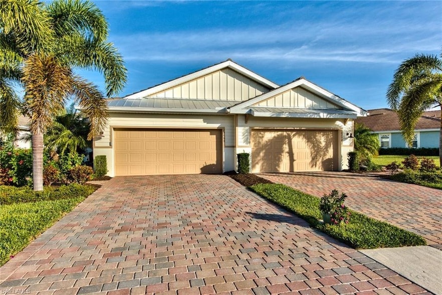 Primary Photo - 14792 Edgewater Cir