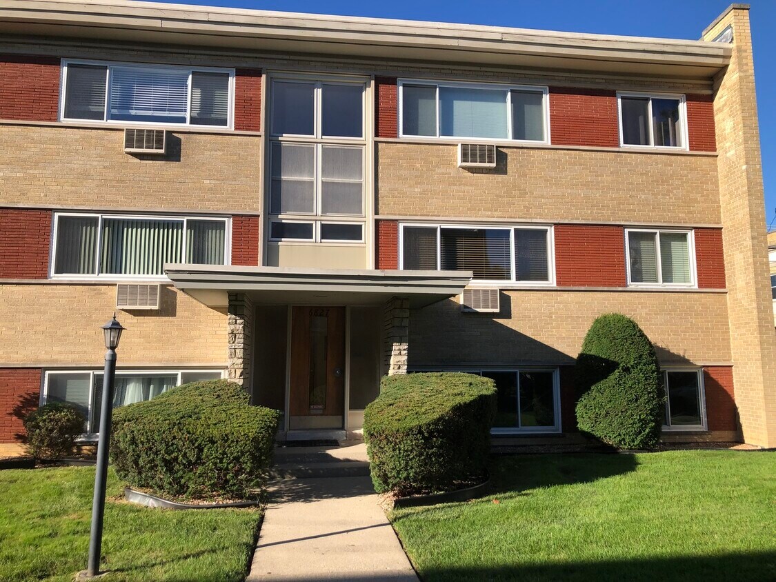 Foto principal - 6827 W Raven St