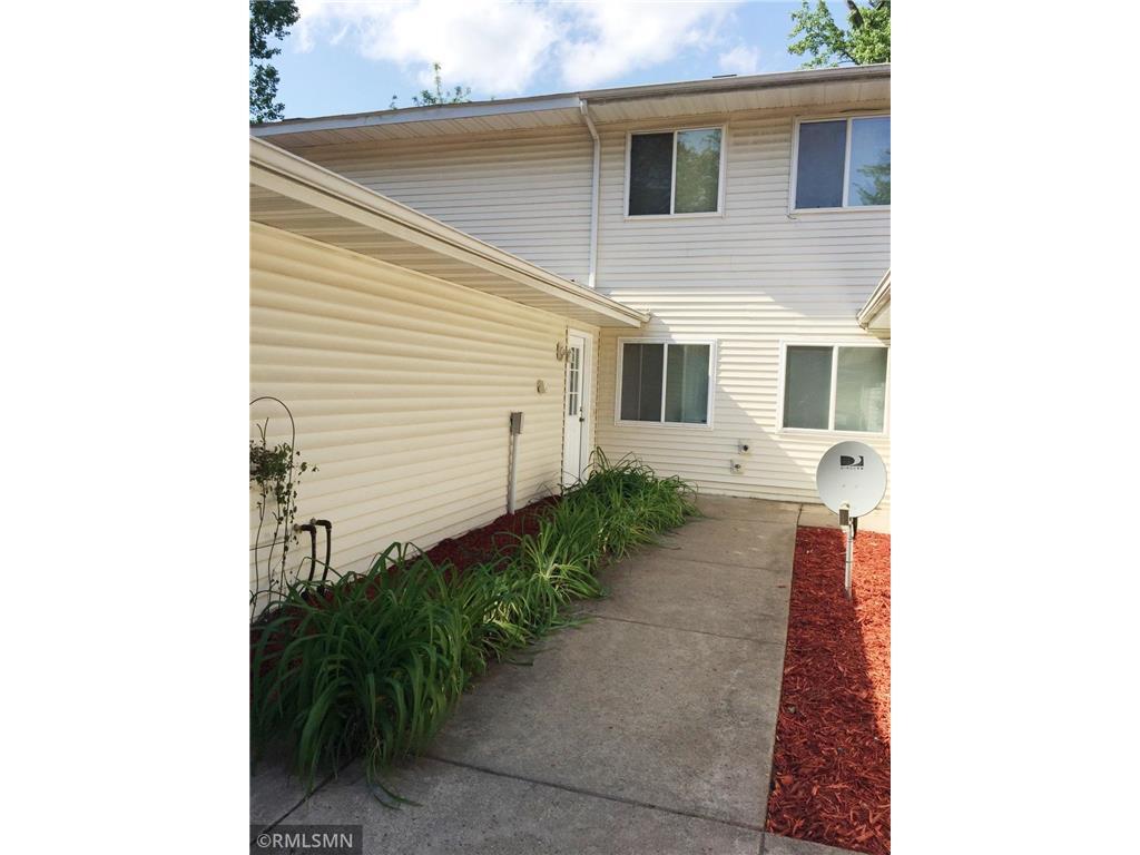 Foto principal - 535 6th St N