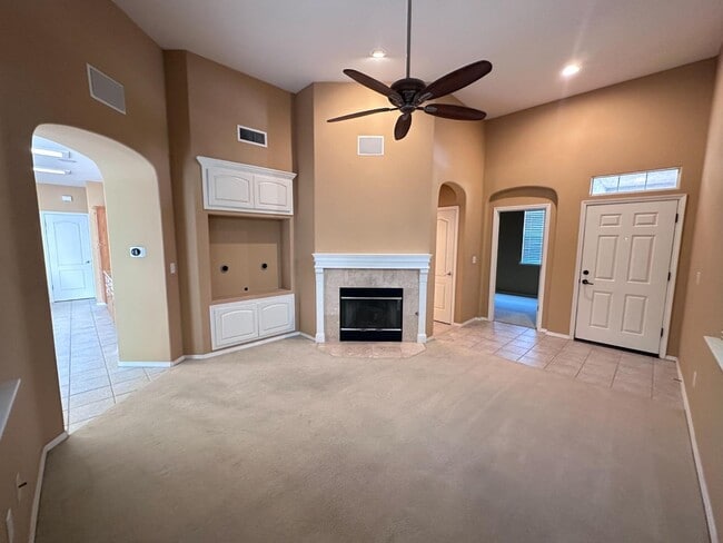 Building Photo - 92 W Barcelona Ln