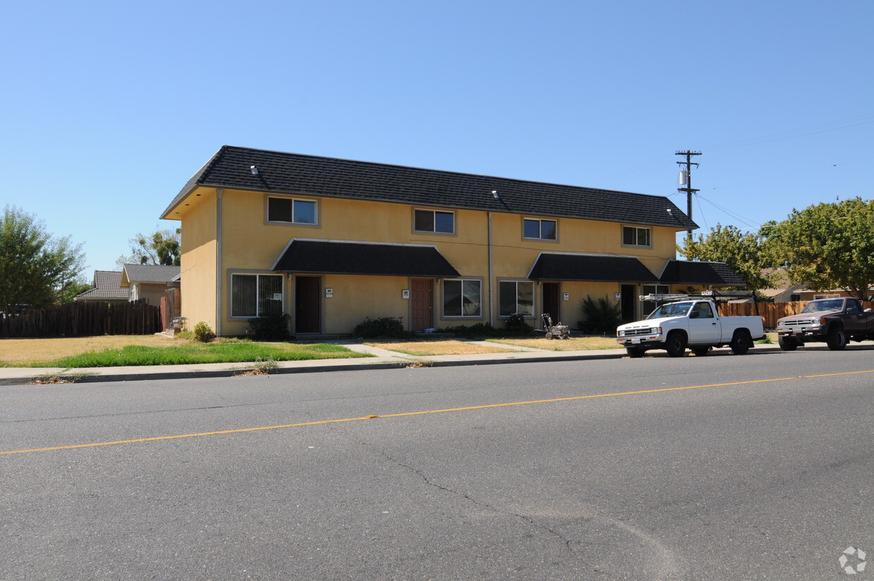 Building Photo - 2538 Park St
