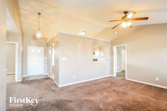 Foto del edificio - 5226 Sweet River Way