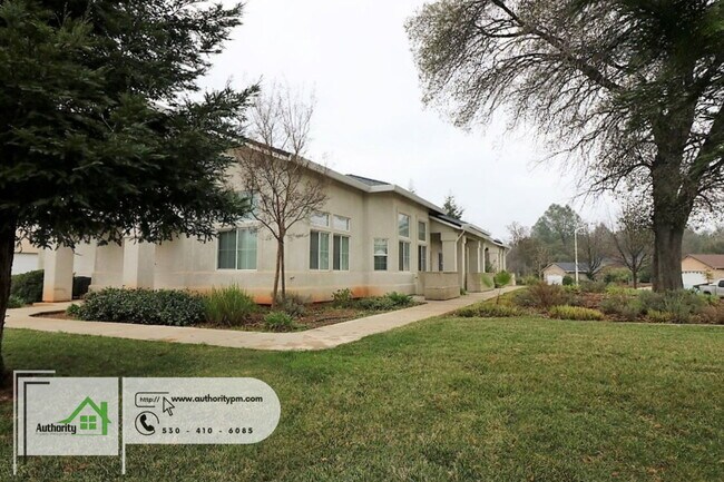 Foto del edificio - 1294 Mighty Oak Ln