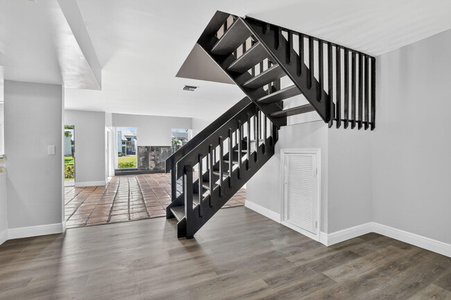 Building Photo - 22847 Ironwedge Dr