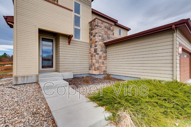 Foto del edificio - 10057 Quintero St