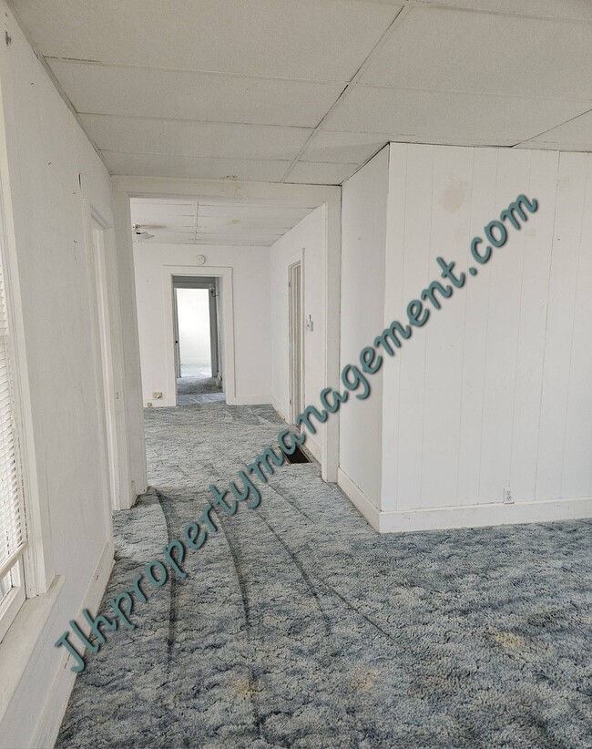 Building Photo - 1251 W Harrison St