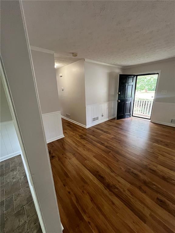 Foto del edificio - 1250 Eli Ln