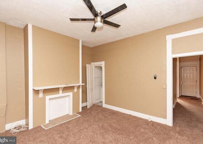 Foto del edificio - West Baltimore Row Home $99.00 First MONTH...