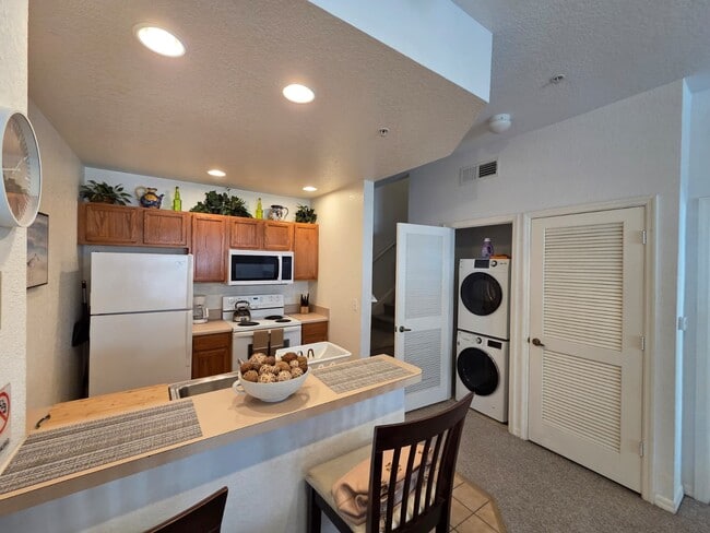 Photo - 4600 Yellowgold Rd W Townhome