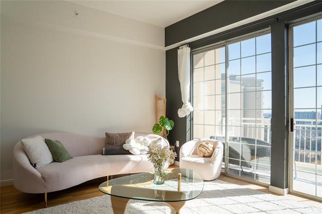 Foto del edificio - 3225 Turtle Creek Blvd