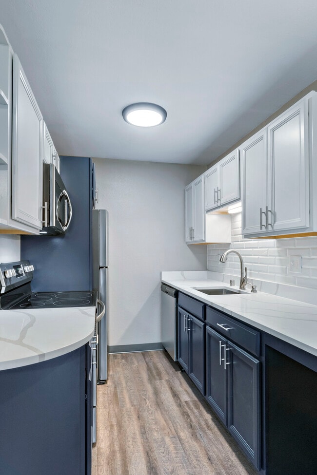 Blue Cabinets - Tanara Villa