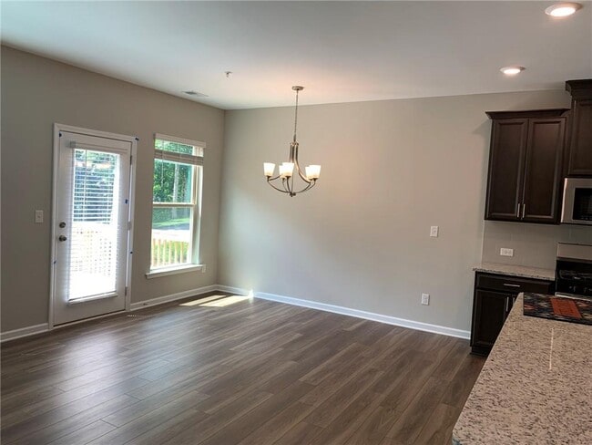 Building Photo - 1356 Endicott Ct