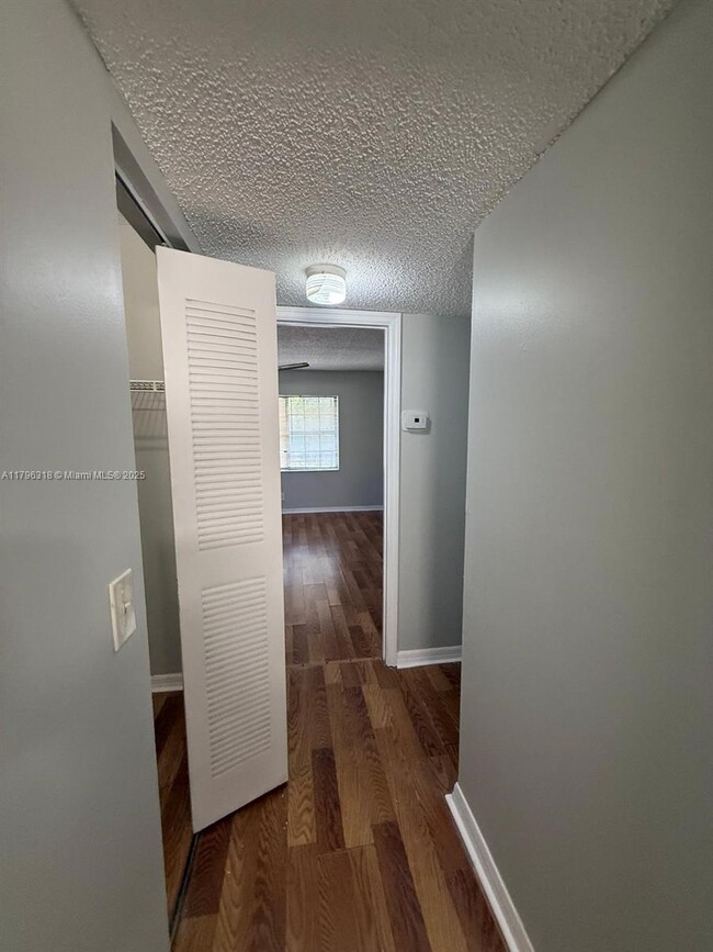 Building Photo - 2323 Linton Ridge Cir