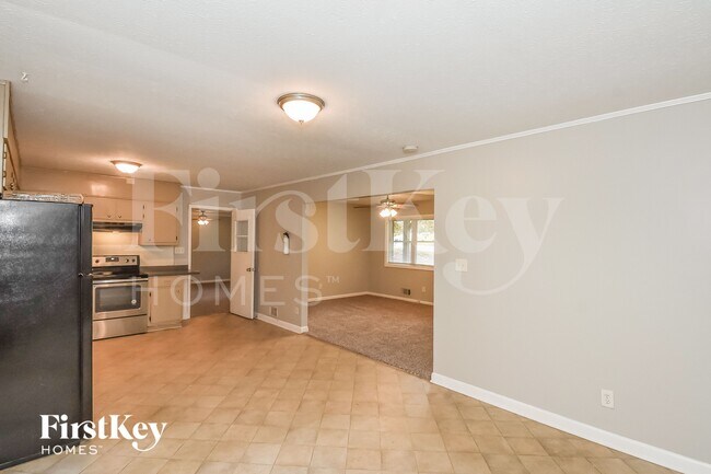 Foto del edificio - 2836 Bomar Rd