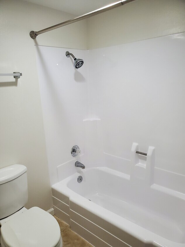 Bathroom 2 - 400 W 223rd St