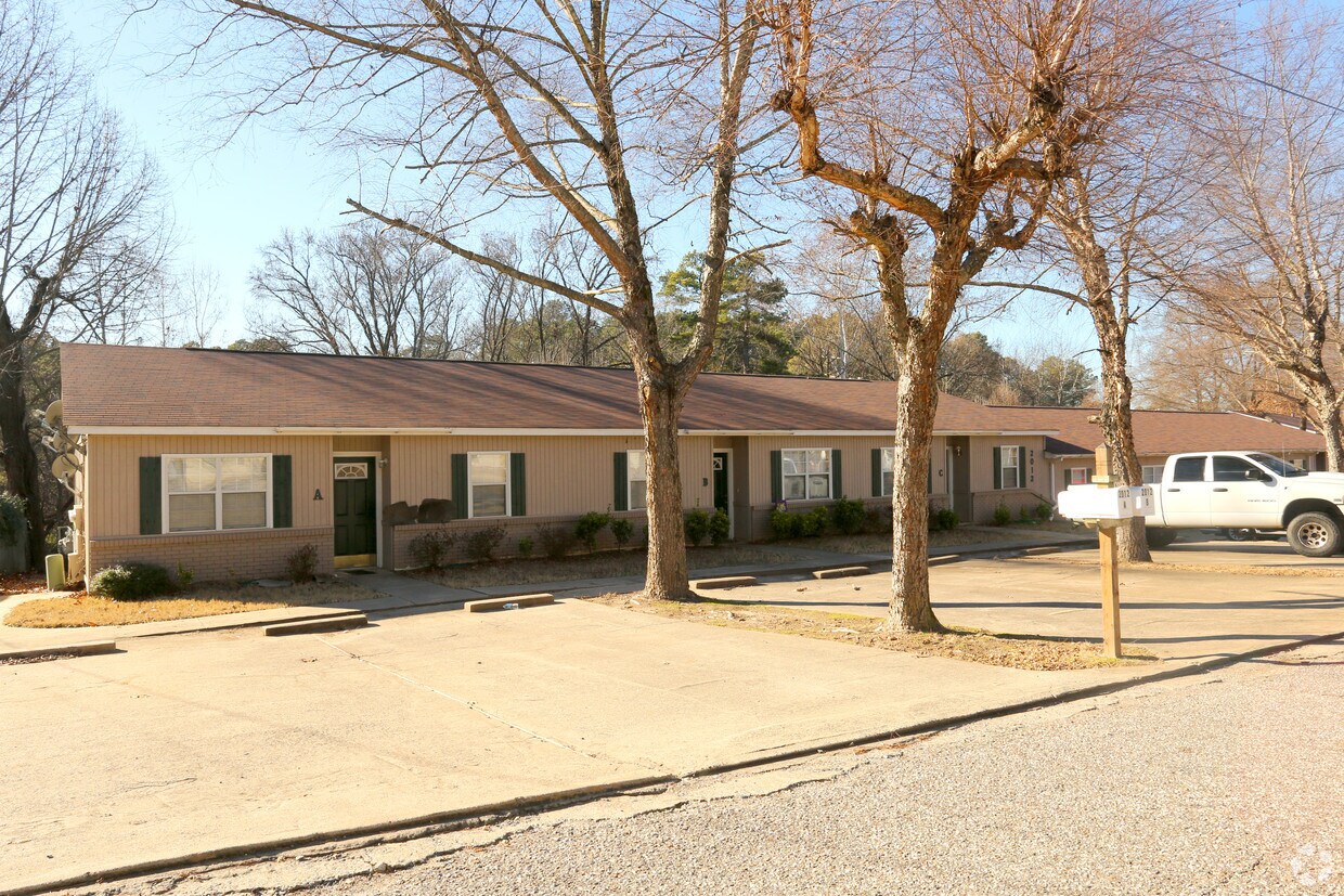 Building Photo - Ruthwood Apartments