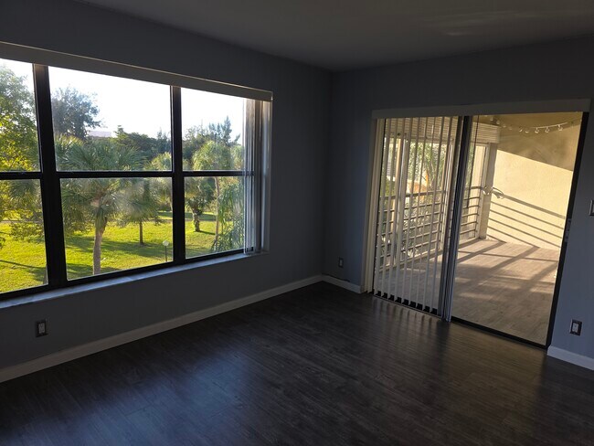 Foto del edificio - 2312 S Cypress Bend Dr