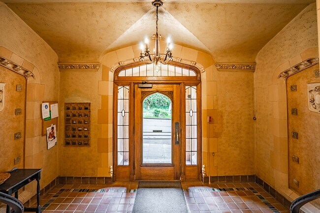 Foto del interior - Lakeside Apartments