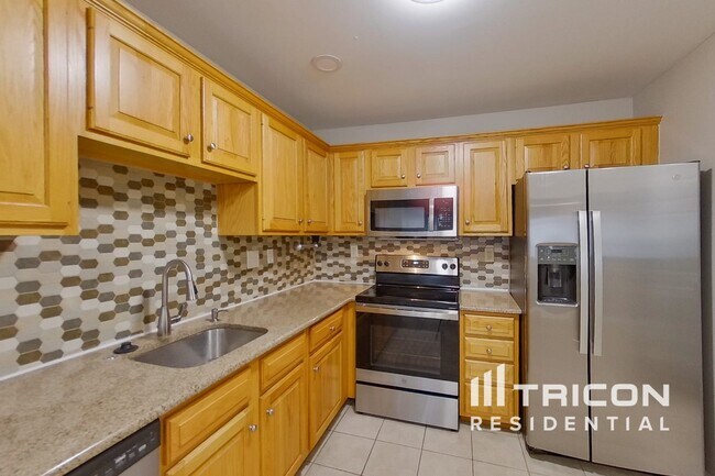 Foto del edificio - 96 Forrest Ct