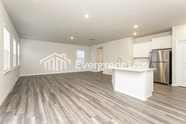 Foto del edificio - 5603 Hydrangea St